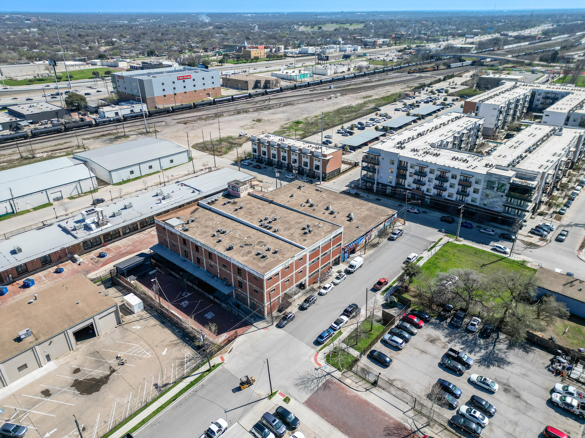 201 S Calhoun St, Fort Worth, TX for lease Building Photo- Image 1 of 15