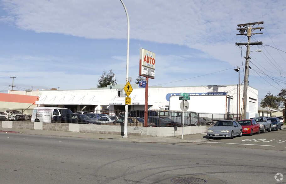 3131 Macdonald Ave, Richmond, CA for sale - Primary Photo - Image 1 of 1