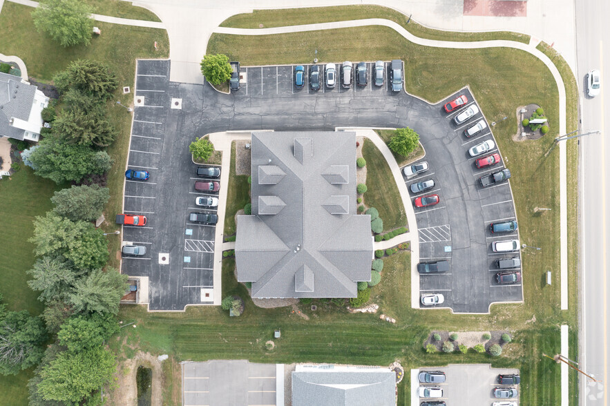 5445 Detroit Rd, Sheffield Lake, OH for lease - Aerial - Image 3 of 4