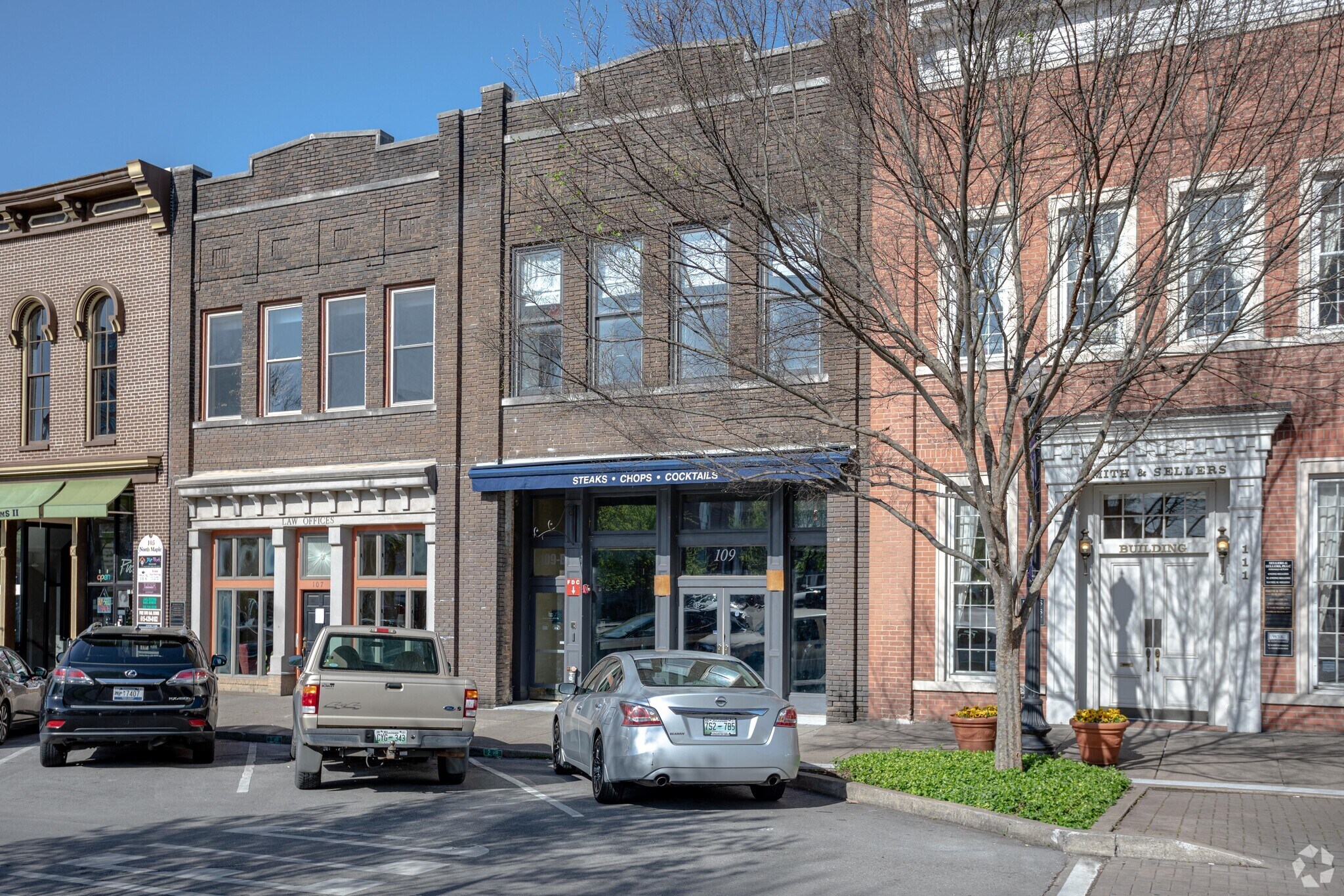 109 N Maple St, Murfreesboro, TN for sale Primary Photo- Image 1 of 1