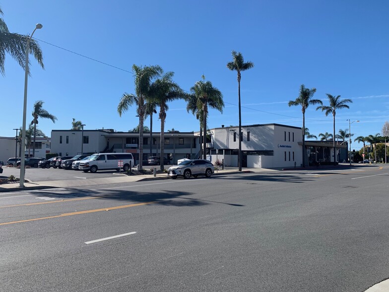 2601 E Main St, Ventura, CA for lease - Building Photo - Image 1 of 3