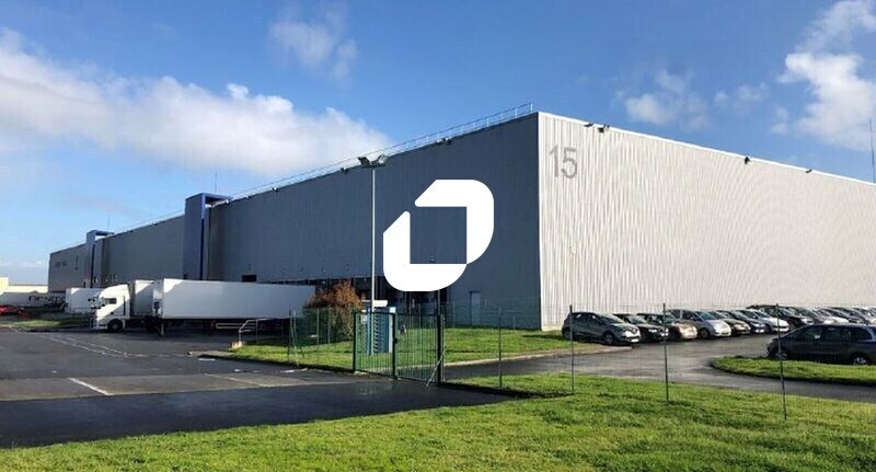 Industrial in Blanquefort for lease Building Photo- Image 1 of 3