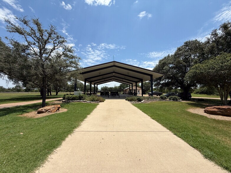 7311 Highway 36 S, Sealy, TX for sale - Building Photo - Image 3 of 14