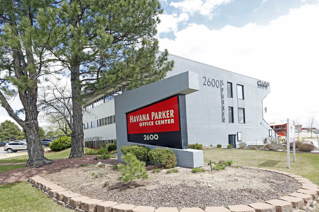 2600 S Parker Rd, Aurora, CO 80014