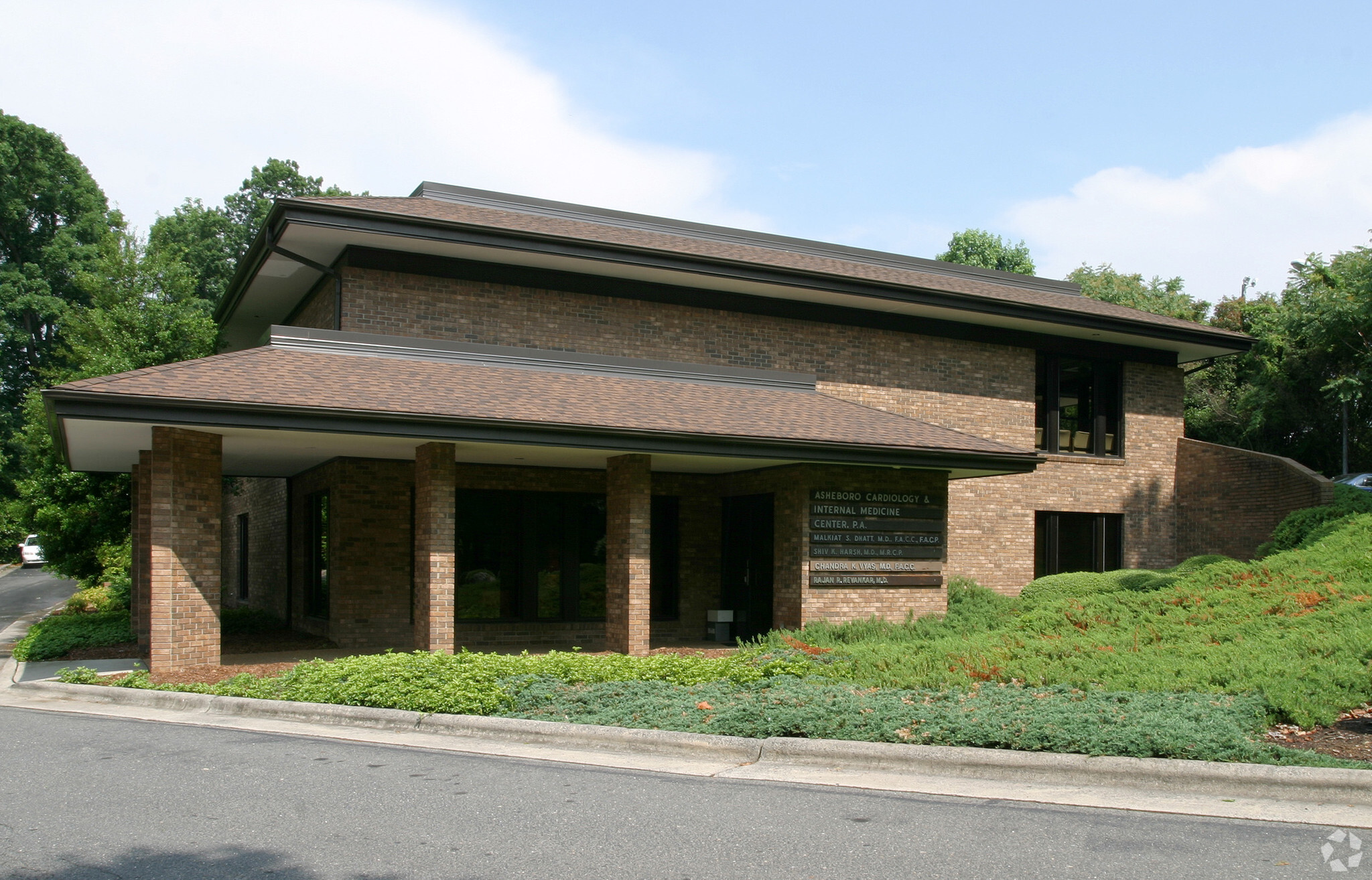 542 White Oak St, Asheboro, NC for sale Primary Photo- Image 1 of 1