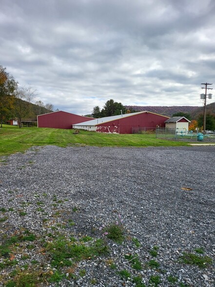 1746 US Route 6 W, Roulette, PA for sale - Primary Photo - Image 1 of 1