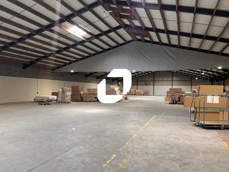 47 Rue De Reckem, Neuville-en-Ferrain for lease - Building Photo - Image 3 of 8