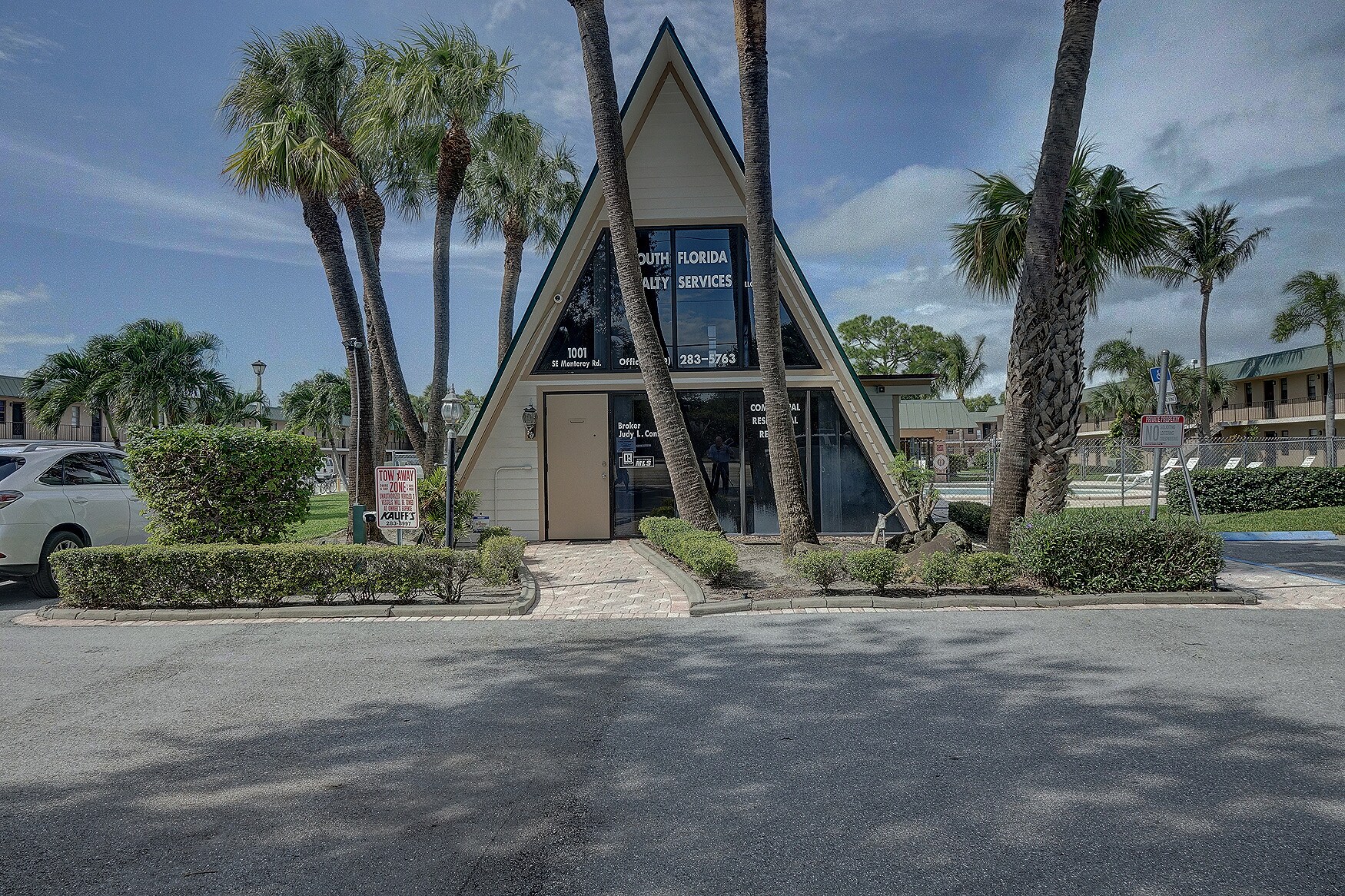 1061 SE Monterey Rd, Stuart, FL for sale Building Photo- Image 1 of 1