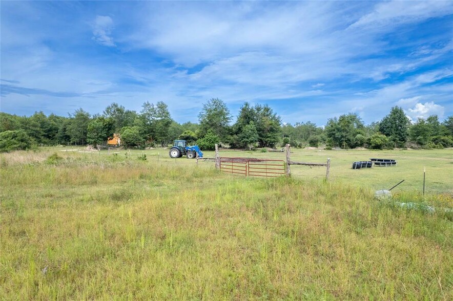 21888 Bragg Rd, Saratoga, TX for sale - Building Photo - Image 3 of 35