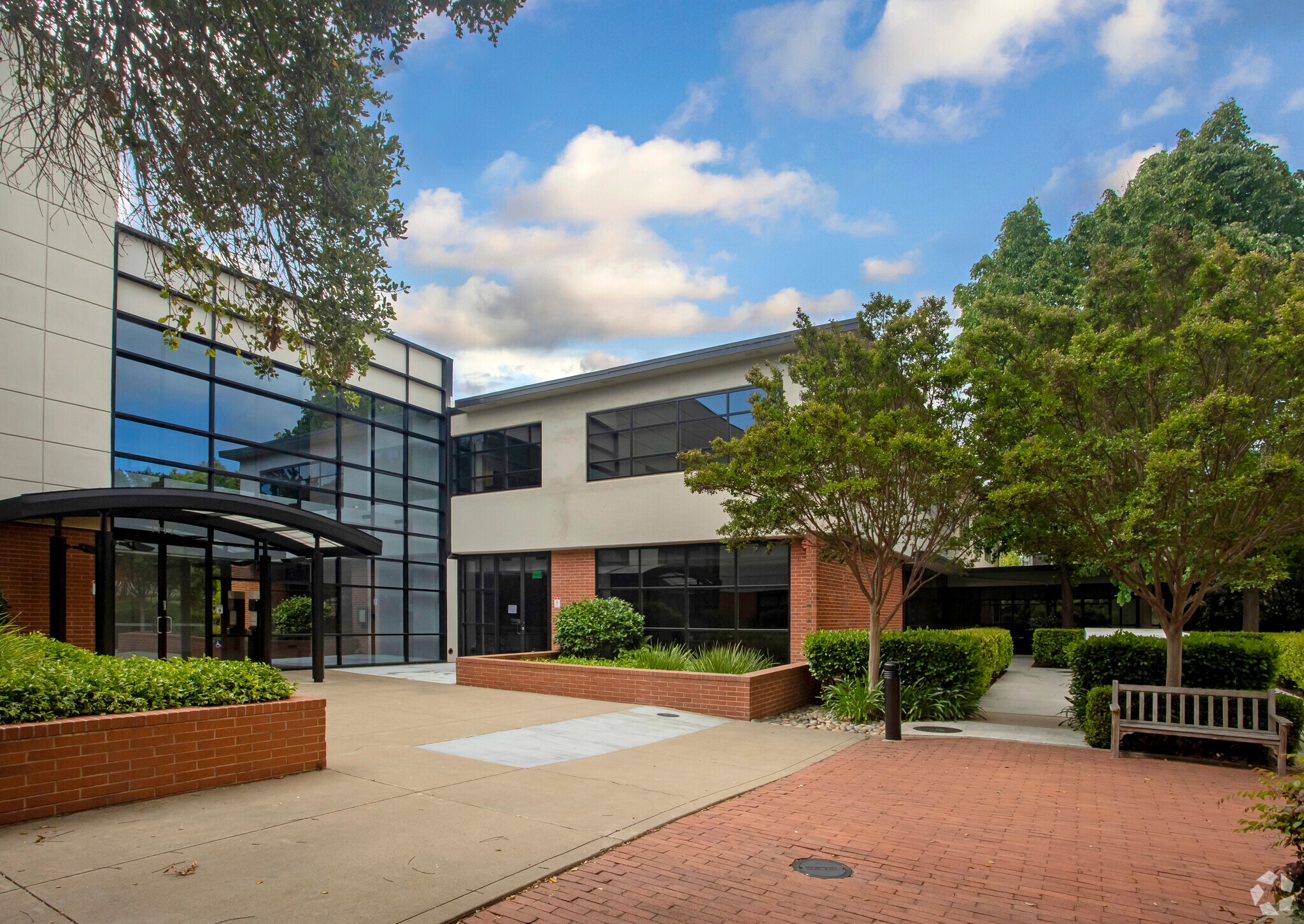 1117 S California Ave, Palo Alto, CA for lease Building Photo- Image 1 of 6