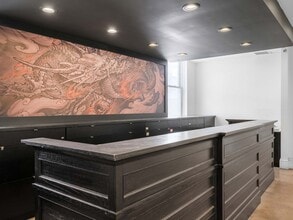 378 Yonge St, Toronto, ON for lease Building Photo- Image 2 of 10