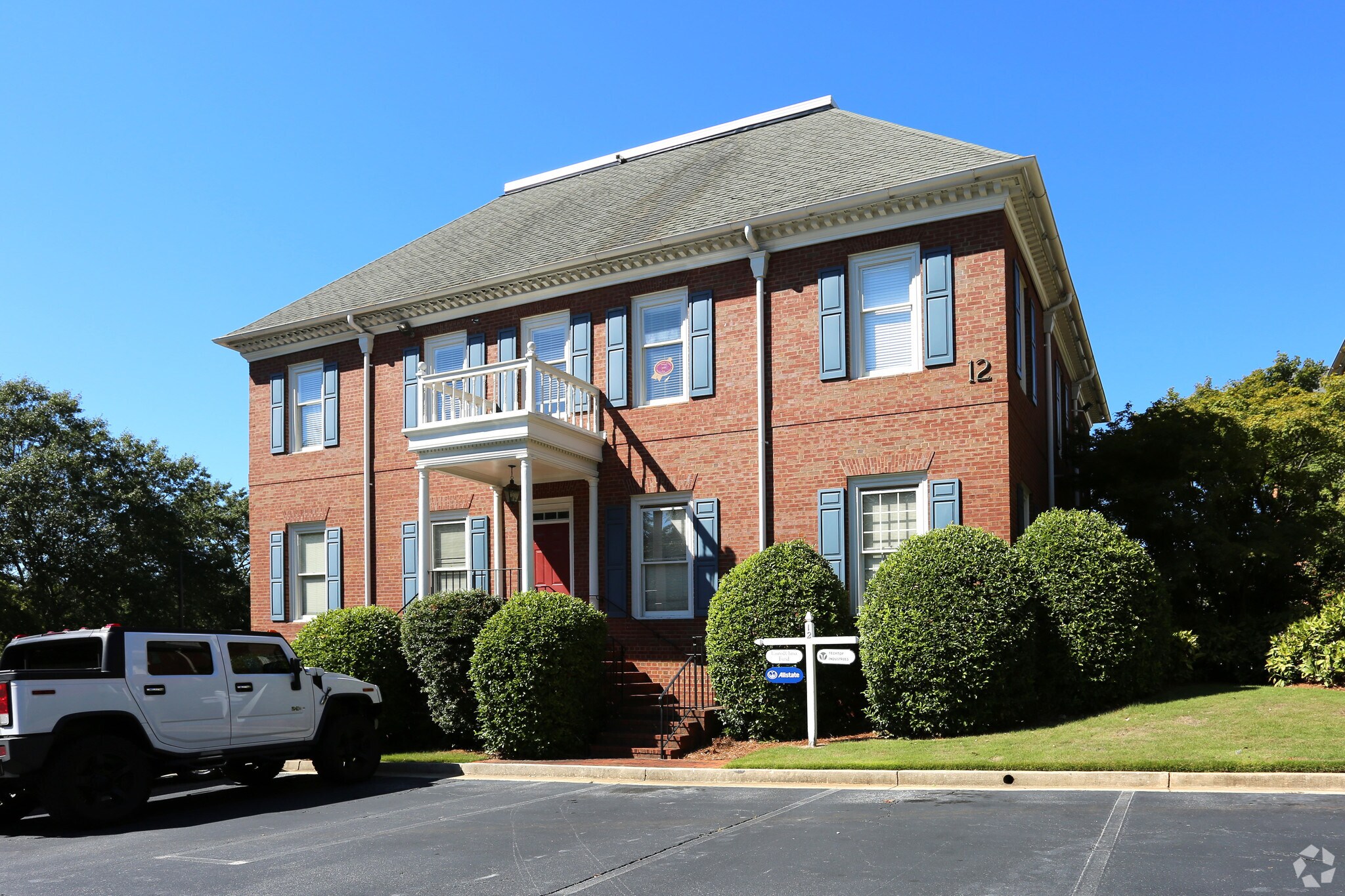 7000 Peachtree Dunwoody Rd NE, Atlanta, GA for sale Primary Photo- Image 1 of 1