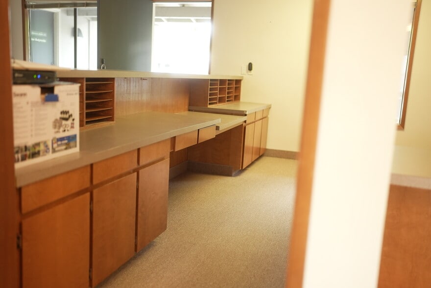 12730 SE Stark St, Portland, OR for sale - Building Photo - Image 3 of 8