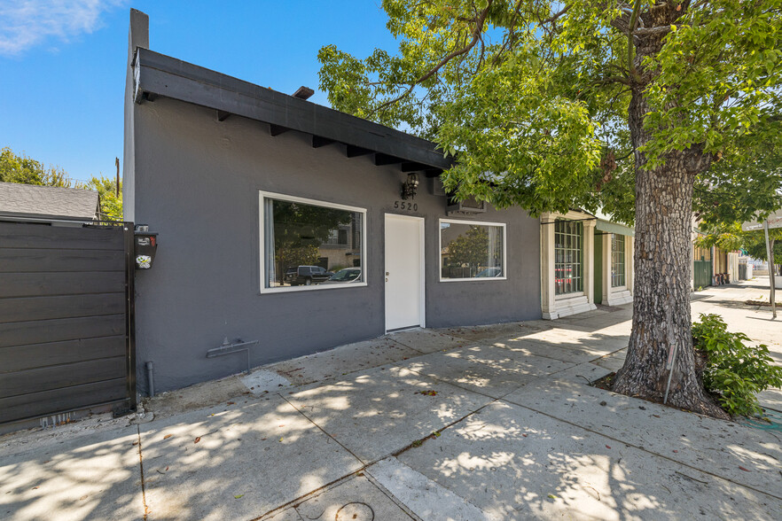 5520-5522 Cahuenga Blvd, North Hollywood, CA for sale - Building Photo - Image 1 of 28