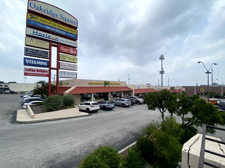 1552-1604 Babcock Rd, San Antonio, TX for lease - Building Photo - Image 3 of 9