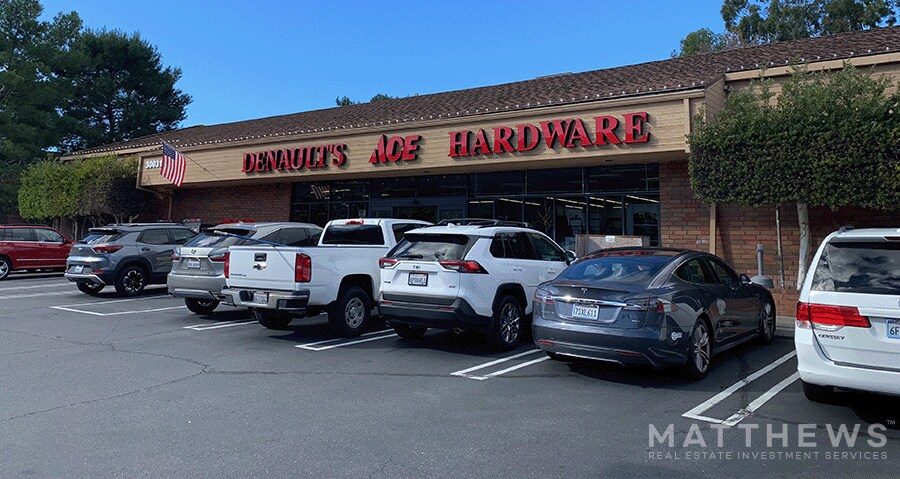 30000-30030 Town Center Dr, Laguna Niguel, CA for lease - Building Photo - Image 2 of 4