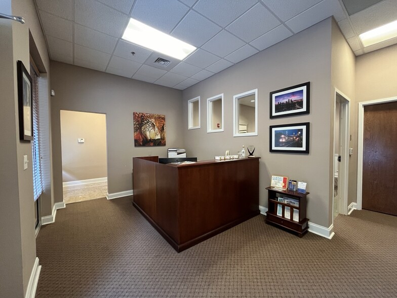 1514 S Church St, Charlotte, NC for lease - Interior Photo - Image 2 of 11