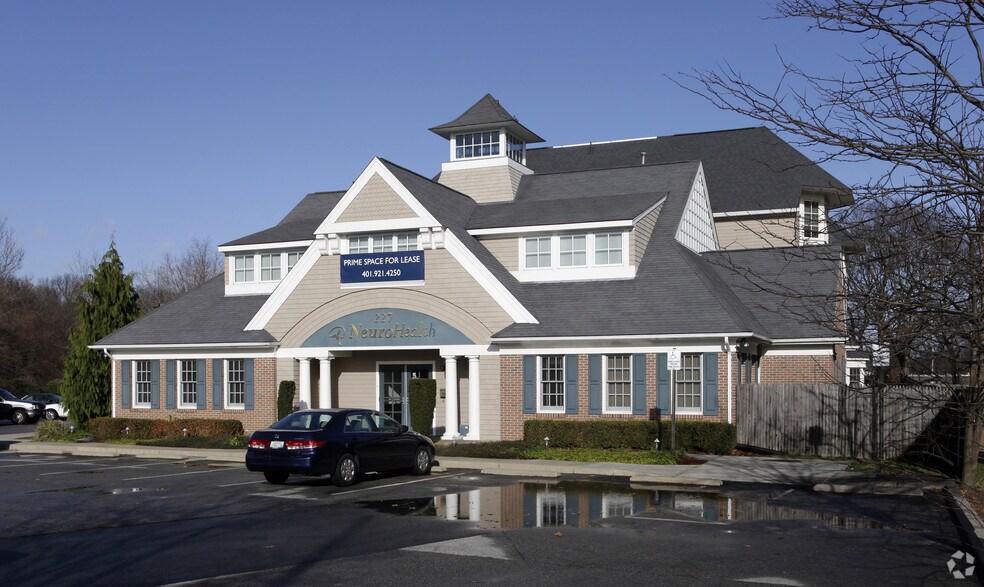 227 Centerville Rd, Warwick, RI 02886