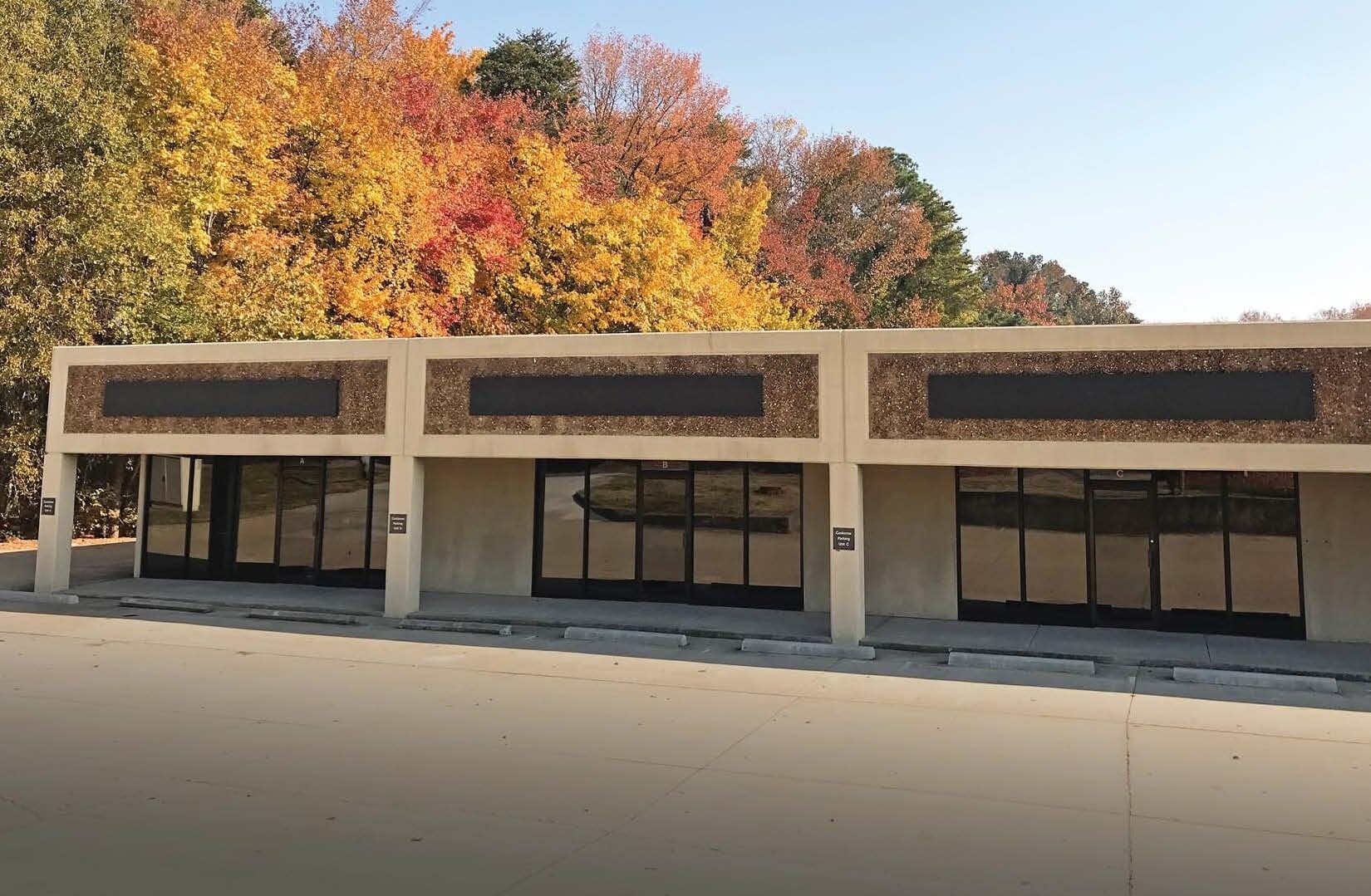 111 Pomona Dr, Greensboro, NC for lease Building Photo- Image 1 of 4