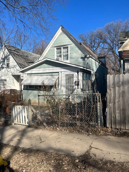 3832 Roberts St, Kansas City, MO for sale - Primary Photo - Image 1 of 1