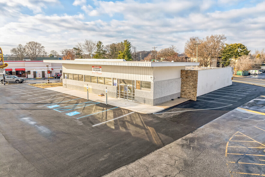 3209 Kirkwood Hwy, Wilmington, DE for sale - Building Photo - Image 1 of 4