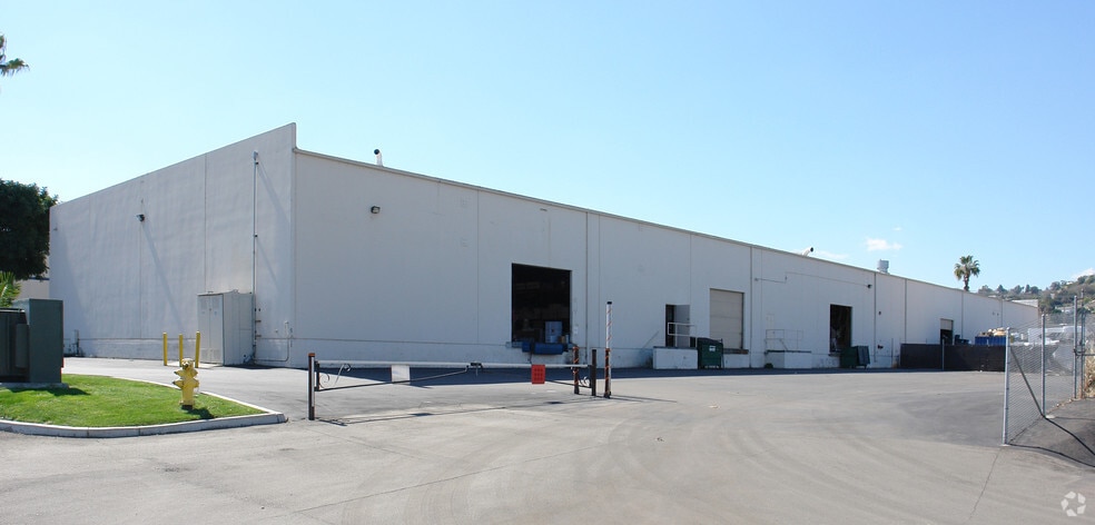 916-930 Fesler St, El Cajon, CA for lease - Building Photo - Image 3 of 4