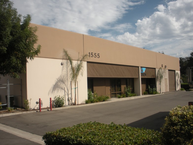 1555 S Baker Ave, Ontario, CA for lease - Building Photo - Image 3 of 6