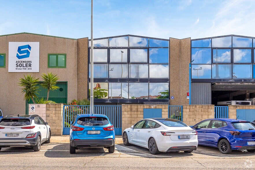 Industrial in El Prat de Llobregat, Barcelona for lease - Building Photo - Image 1 of 11