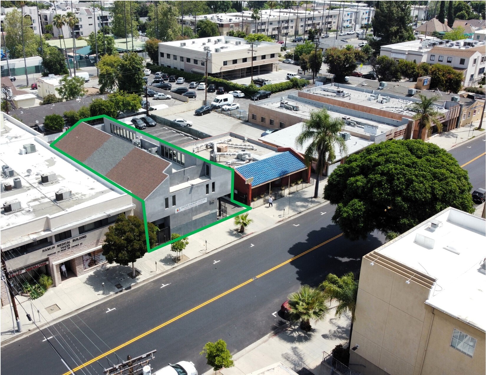 14431 Hamlin St, Van Nuys, CA for lease Building Photo- Image 1 of 10