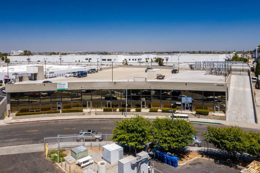 22932 Lockness Ave, Torrance, CA for lease - Building Photo - Image 3 of 11