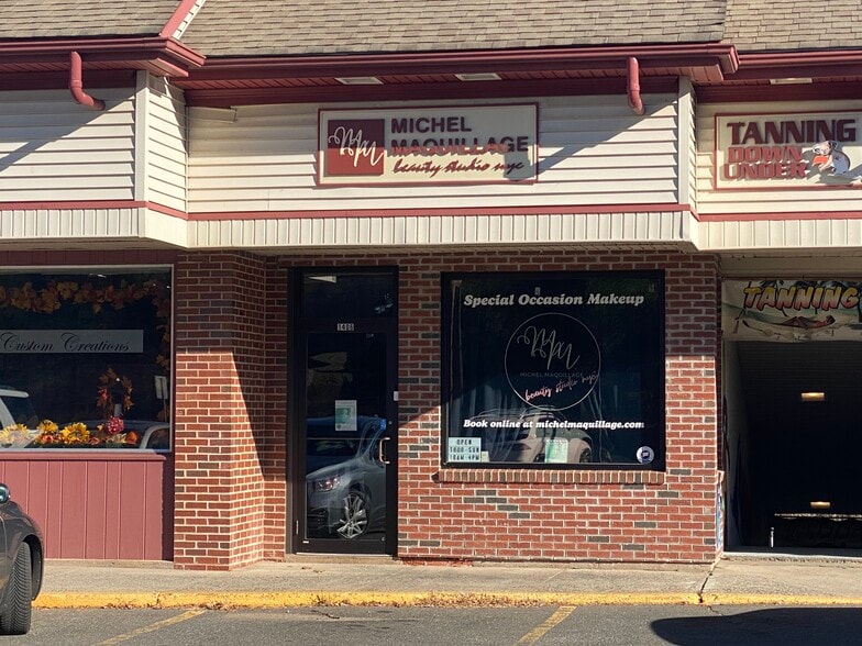 1376-1418 Hopmeadow St, Simsbury, CT for lease - Building Photo - Image 3 of 8