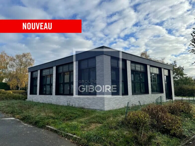 Office in Saint-Grégoire for lease - Building Photo - Image 1 of 5