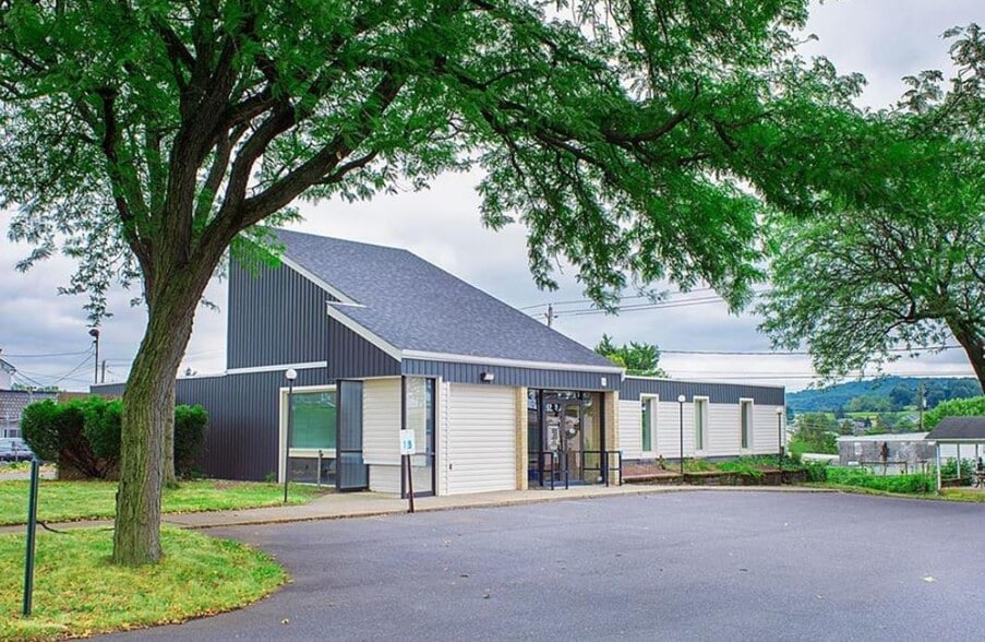 1130 Union Blvd, Allentown, PA for lease - Primary Photo - Image 1 of 2