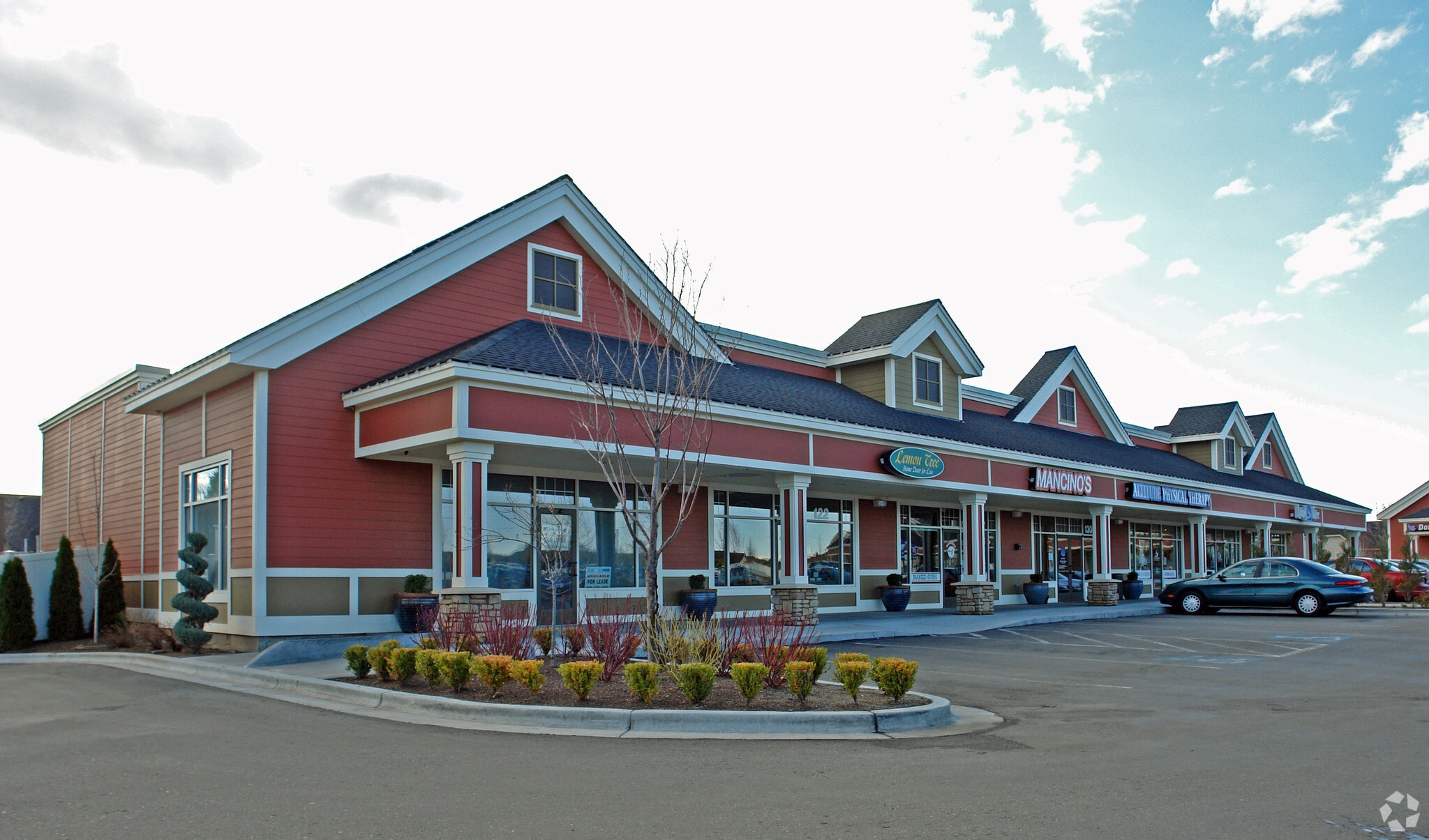 118-138 S Midland Blvd, Nampa, ID for sale Primary Photo- Image 1 of 1