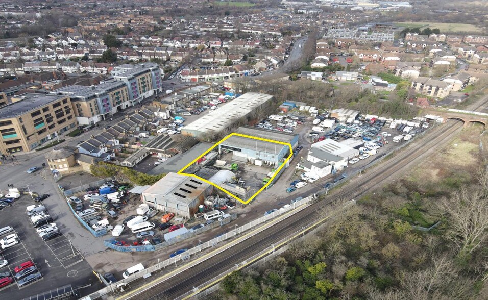 London Rd, Wallington for lease - Primary Photo - Image 1 of 1