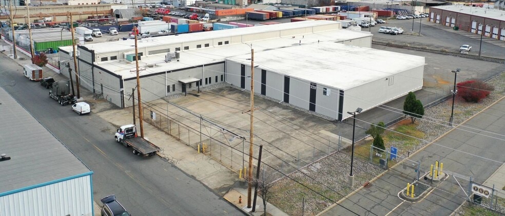328 Thomas St, Newark, NJ for lease - Building Photo - Image 2 of 3