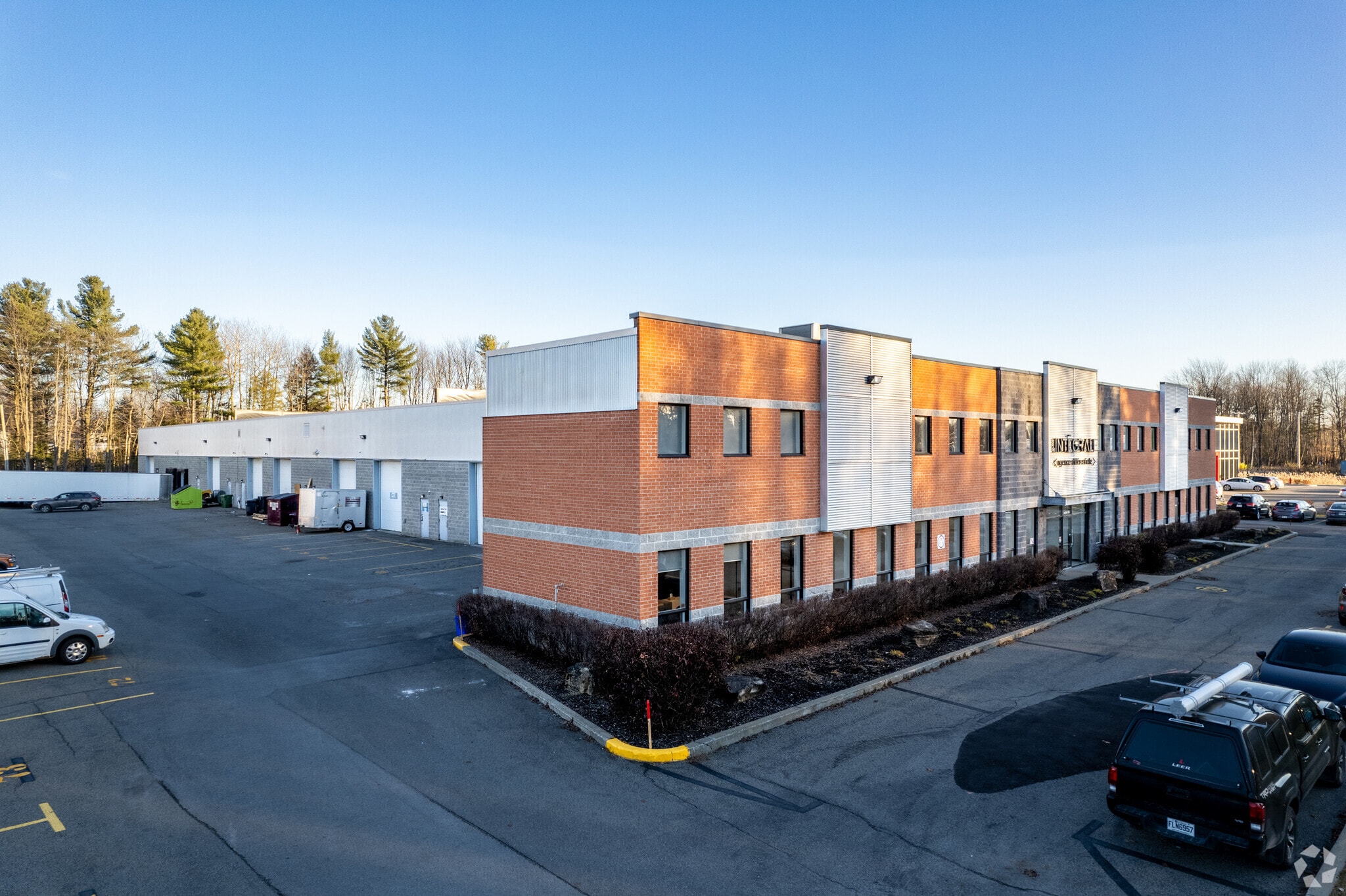 20 Rue Émilien-Marcoux, Blainville, QC for sale Primary Photo- Image 1 of 1