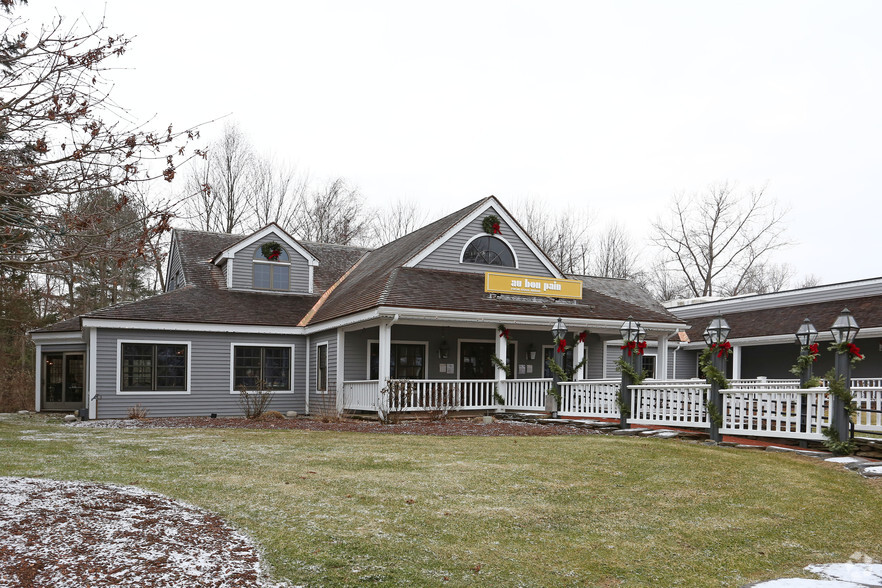 25 Greenfield Rd, South Deerfield, MA for sale - Building Photo - Image 1 of 1