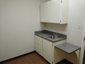 500 S University Ave, Little Rock, AR for lease Interior Photo- Image 2 of 4