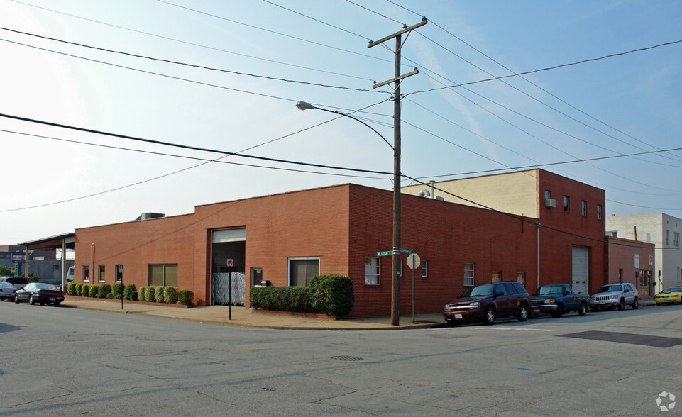 3121 West Leigh St, Richmond, VA for lease - Primary Photo - Image 1 of 14