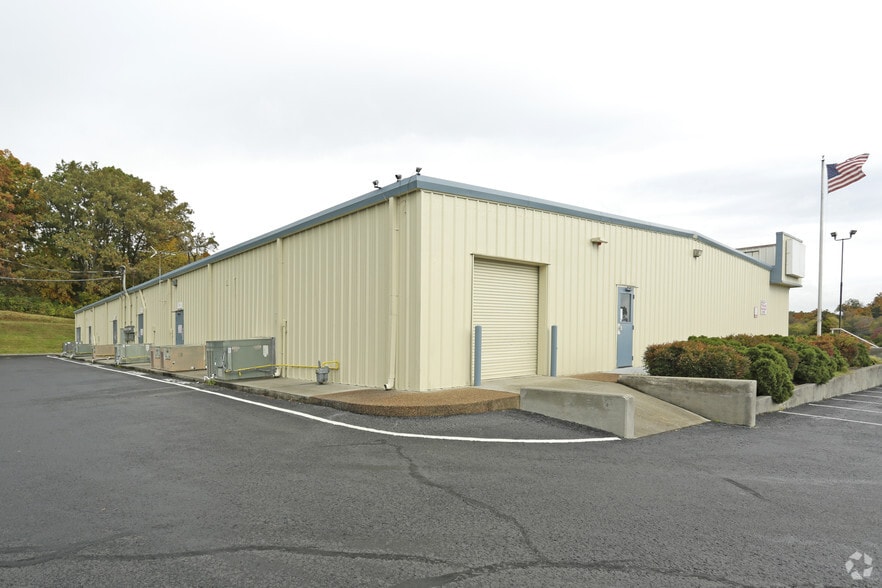 5911-5921 Rutledge Pike, Knoxville, TN for lease - Building Photo - Image 2 of 24