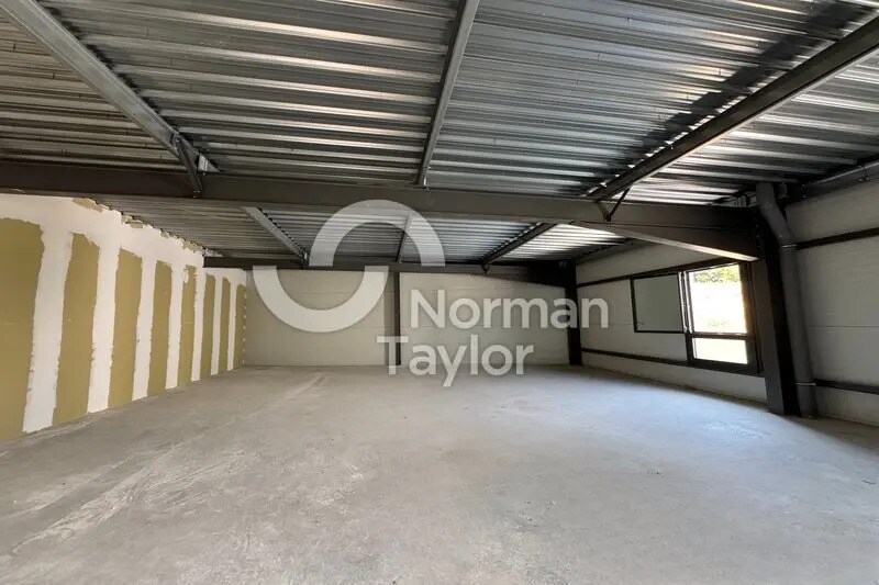 Flex in Montpellier for lease - Interior Photo - Image 3 of 20