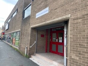 28-44 New St, Mold for lease Building Photo- Image 1 of 3