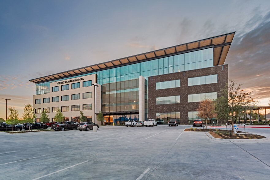 3960 Dallas Pky, Plano, TX for lease - Building Photo - Image 3 of 17