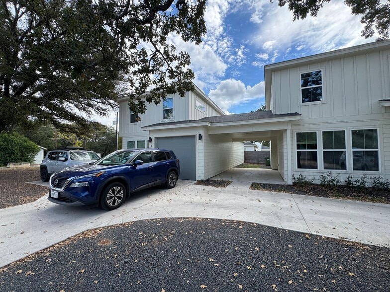 309 E Pecan St, Burnet, TX for sale - Building Photo - Image 3 of 4