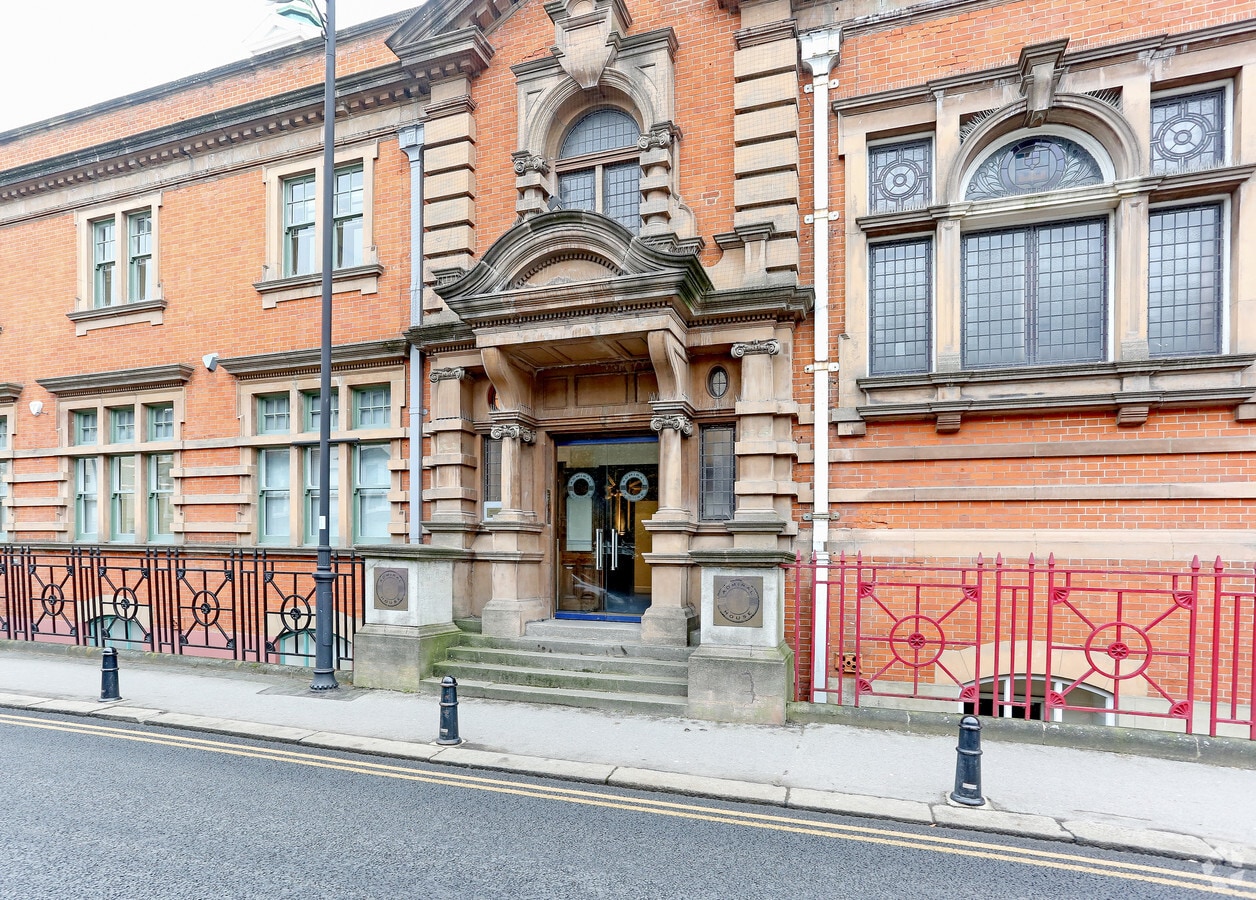 St Leonards Rd, Windsor, SL4 3BL