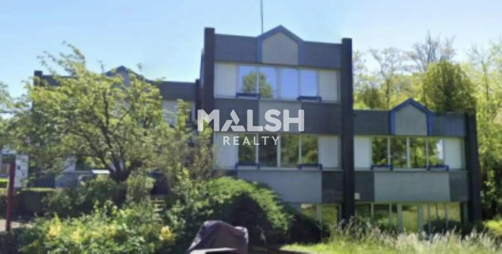 Vente Bureaux 315 m² - Photo 1