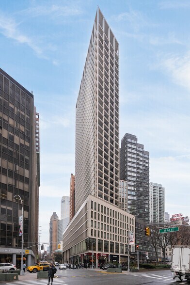1865 Broadway, New York, NY for lease - Primary Photo - Image 1 of 9