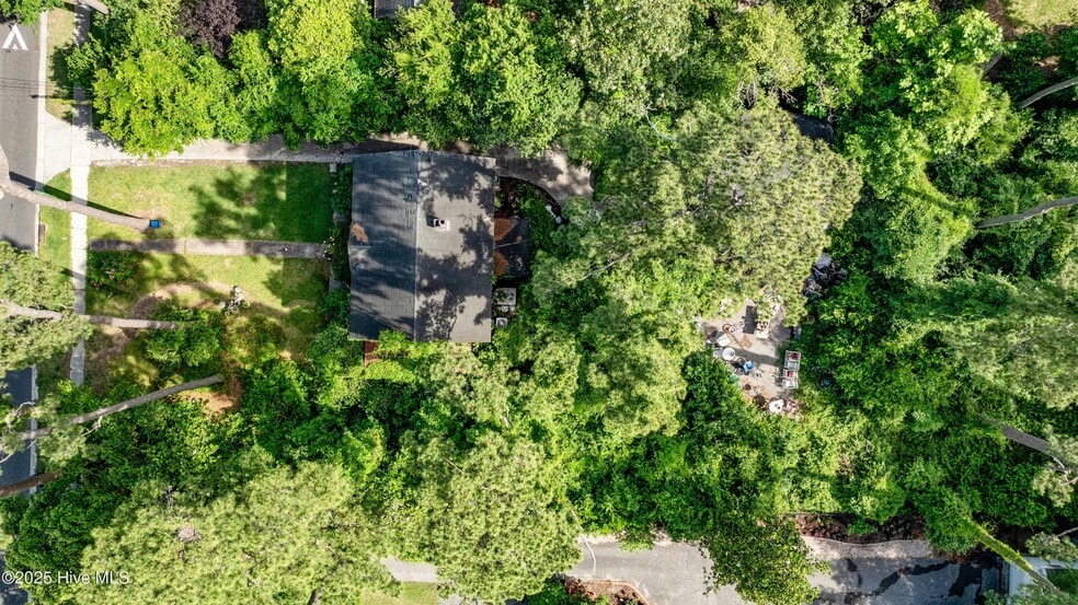 115 Forest Hills Dr, Wilmington, NC for sale - Building Photo - Image 2 of 18