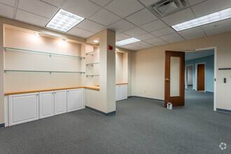 630 Morrison Rd, Gahanna, OH for lease Interior Photo- Image 1 of 15